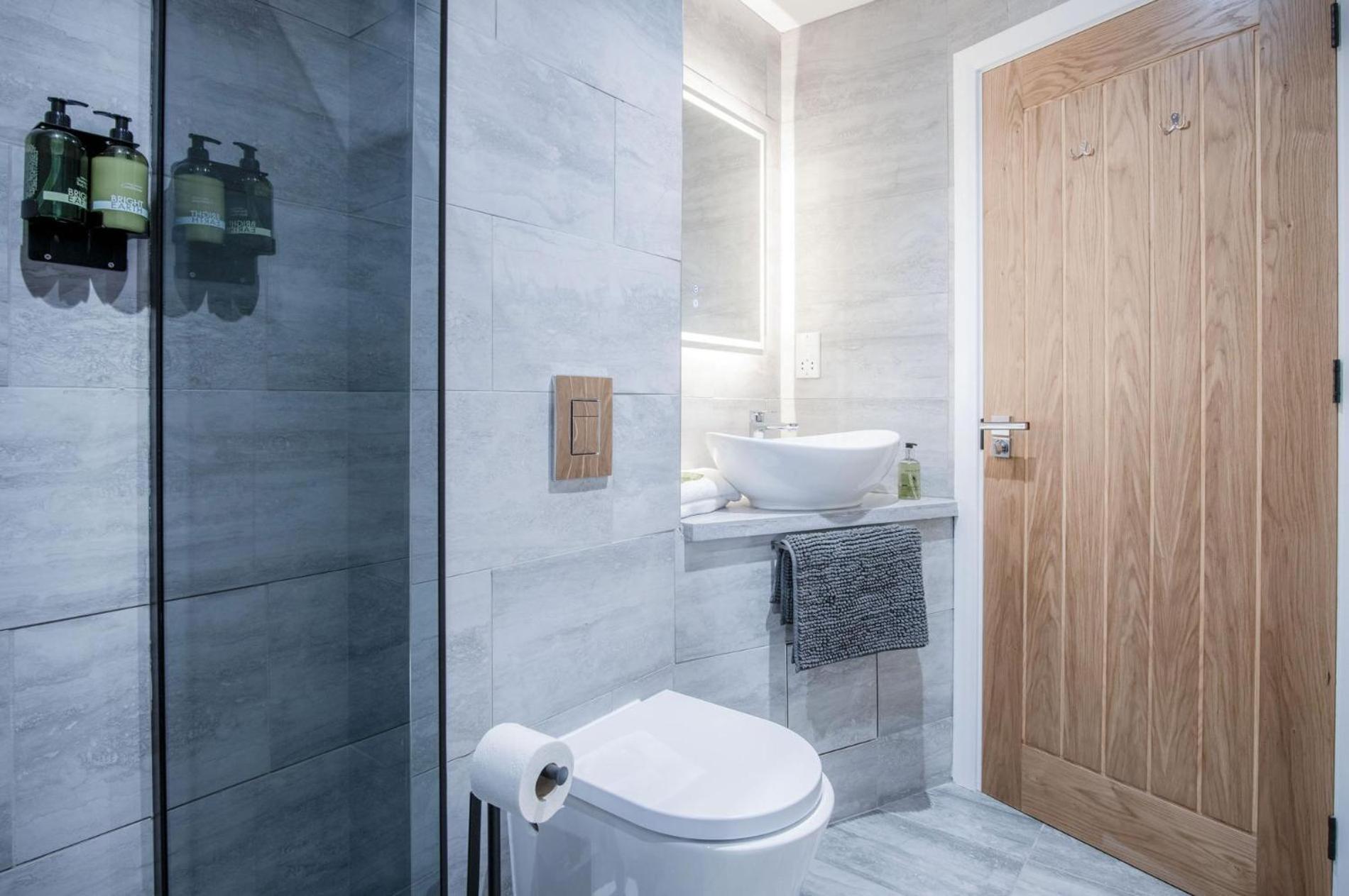 Suite 2 - Sleeping Giant Hotel - Pen Y Cae Inn Brecon Zewnętrze zdjęcie